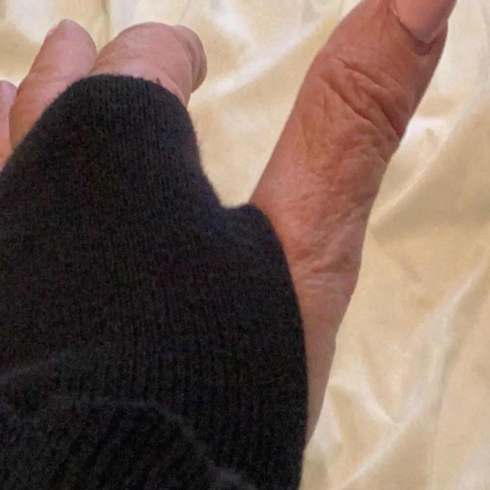 Cabi Black & Tan Striped Sweater w/ Ruffle on Cuff Top & Thumbhole Cuffs - Picture 9 of 9